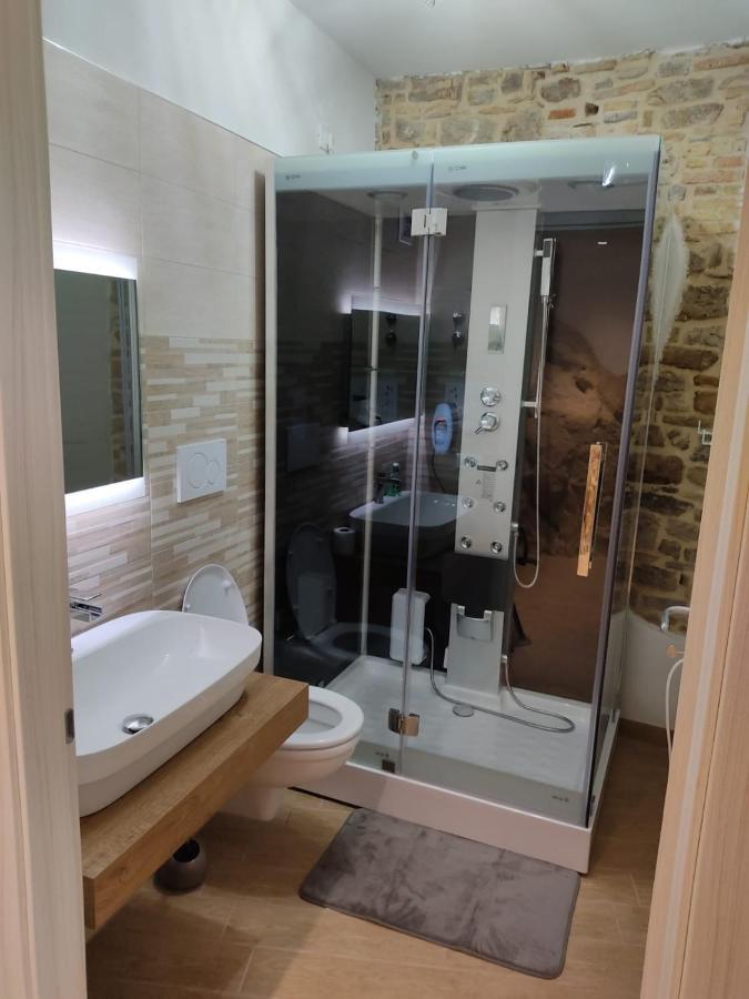 B&B Sotto Le Mura Pietra Montecorvino Ngoại thất bức ảnh