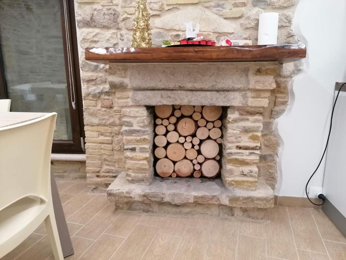 B&B Sotto Le Mura Pietra Montecorvino Ngoại thất bức ảnh