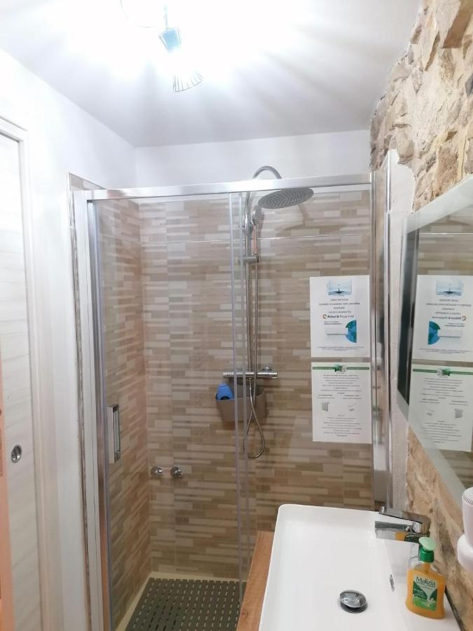 B&B Sotto Le Mura Pietra Montecorvino Ngoại thất bức ảnh